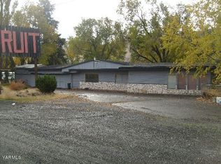 12590 Highway 12, Naches, WA 98937