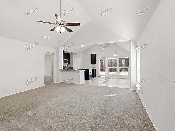 4th image of 422 Greenhaven Dr