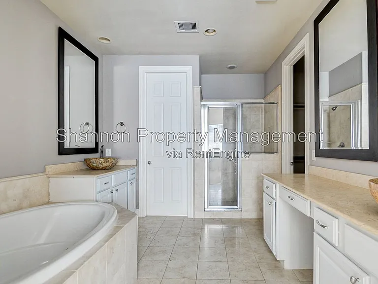 2731 Sherwin St — Photo 19