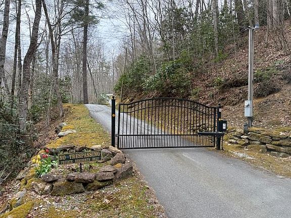 5th image of 146/148 Bluebird Ln