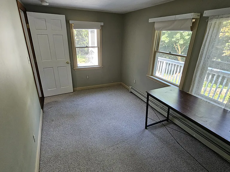 13 Otis St — Photo 12
