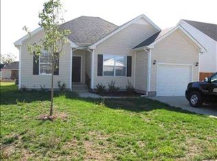 1215 Sternwheel Ct, Bowling Green, KY 42103