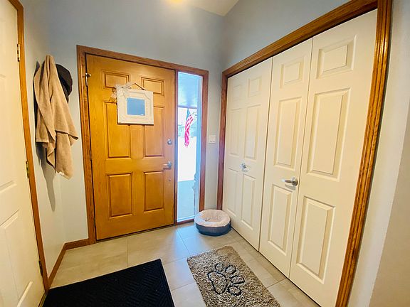 3rd image of 2605 Pine St