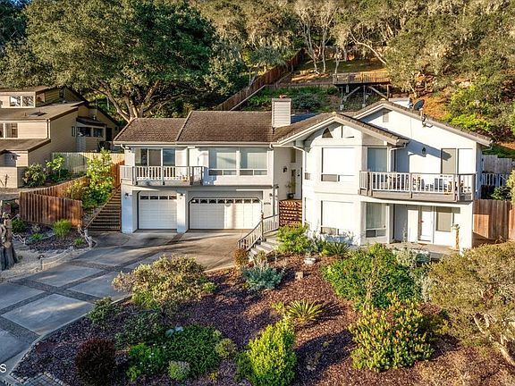 4th image of 2775 Rodman Dr