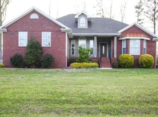 141 Princess Ln NE, Cleveland, TN 37312