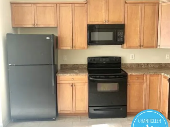 2408 Ashton Park Ln #1, Burlington, NC 27215