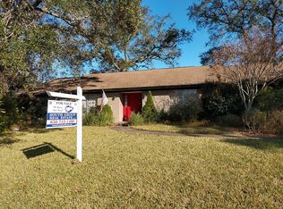 6424 Lake Charlene Ct, Pensacola, FL 32506