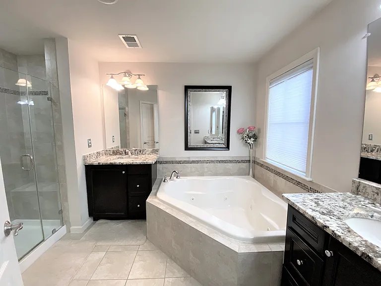 3321 S Kemper Rd — Photo 15