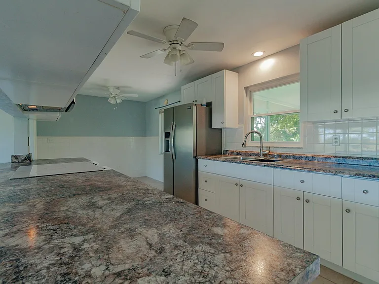 5261 Elm Ct — Photo 7