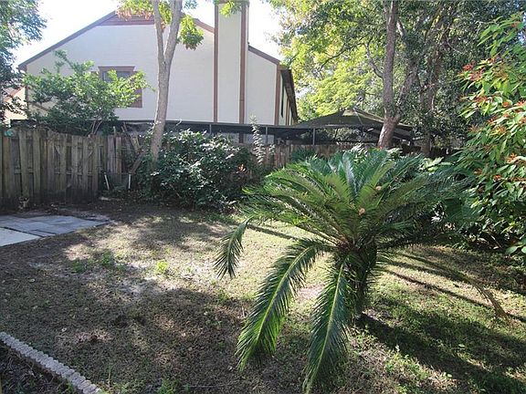 2nd image of 16080 Dawnview Dr