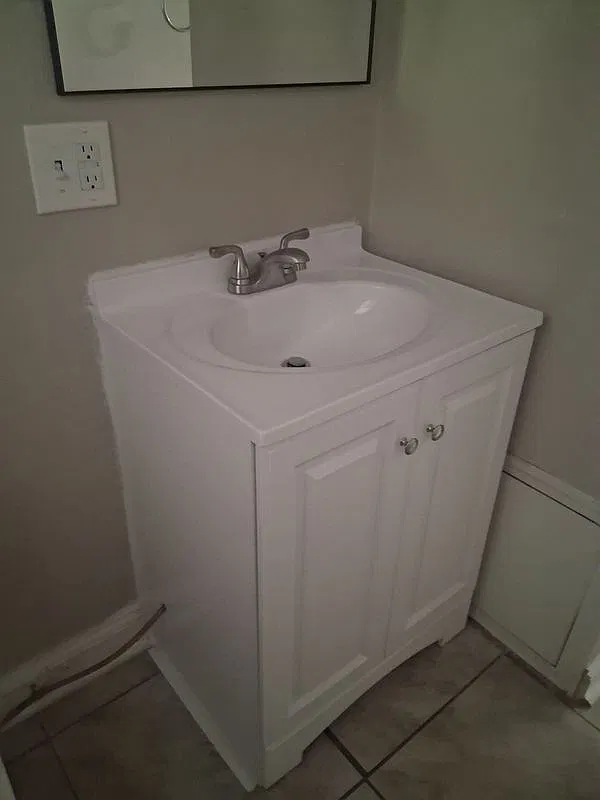 2 bed, 1.0 bath, 1000 sqft, $975 — Photo 3