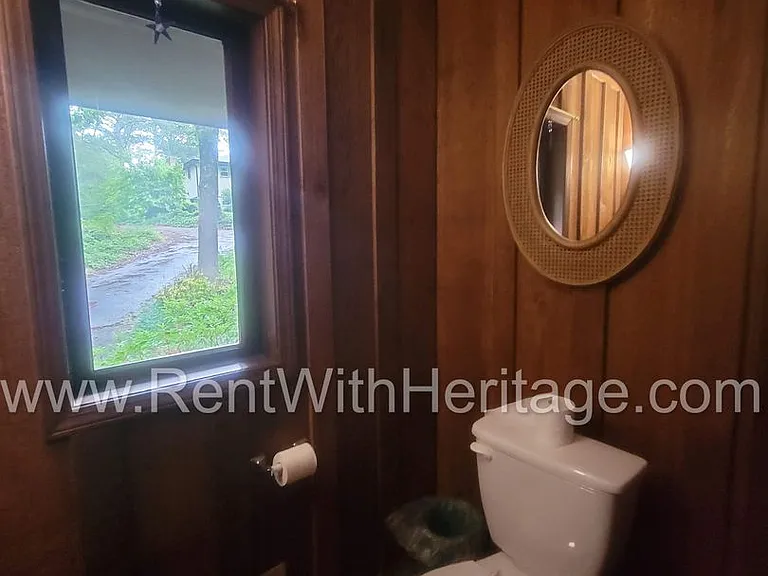 1050 Flamingo Dr — Photo 29