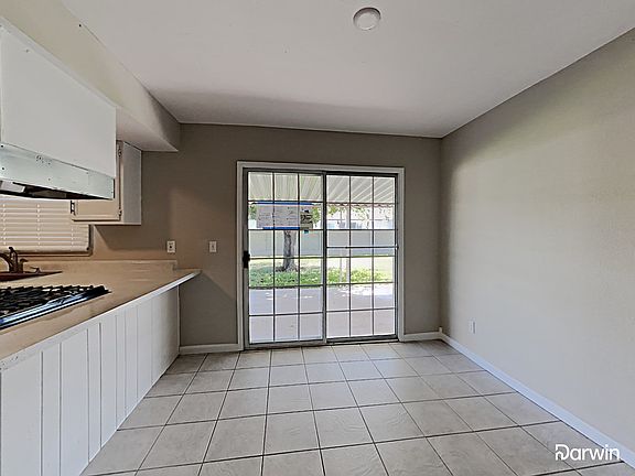 2nd image of 2107 W Wescott Dr