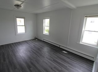 27 Cottage St #2, Vernon Rockville, CT 06066