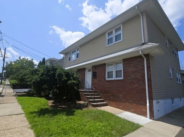 23 Washington Pl
