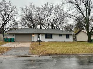 340 111th Ln NW, Coon Rapids, MN 55448