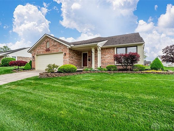 2nd image of 1836 Brandonhall Dr