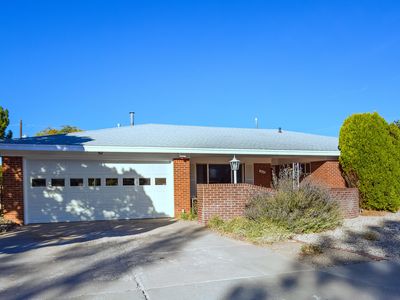 1617 Chelwood Park Blvd NE, Albuquerque, NM, 87112
