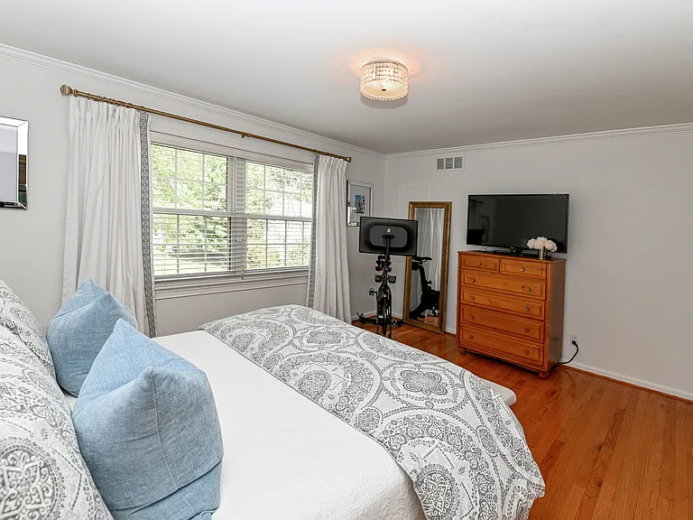 3721 Ashworth Dr #D — Photo 13