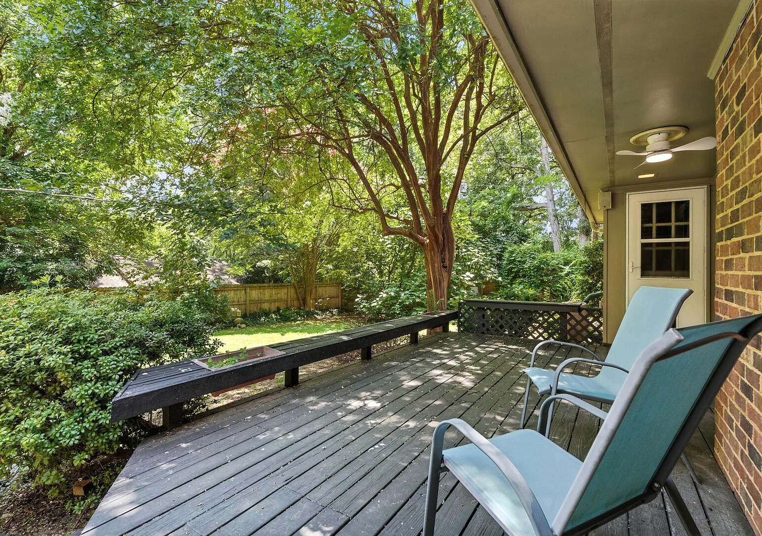 Midtown 3BR with Fenced Yard — Photo 4