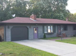 52 Pat Ree Dr, Taunton, MA 02780