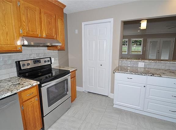 3rd image of 5243 Tornado Cir