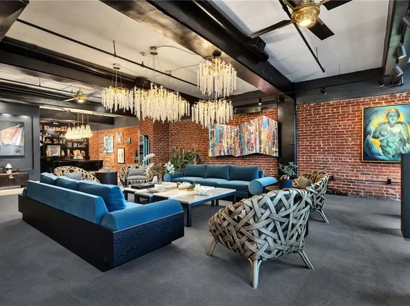 2004 Grand Ave Space 301, Kansas City, MO 64108