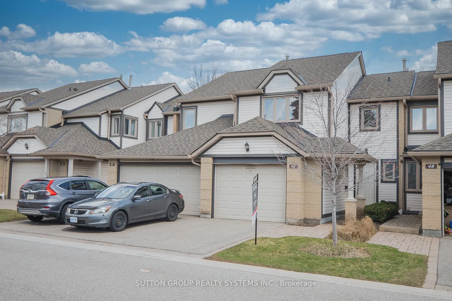 2275 Credit Valley Rd #48 photo 1