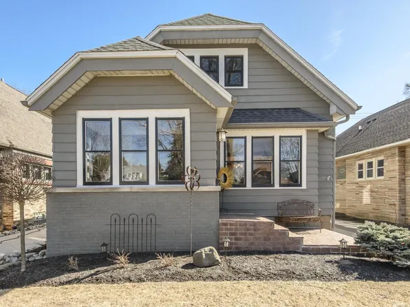 4058 North Larkin STREET, Shorewood, WI 53211
