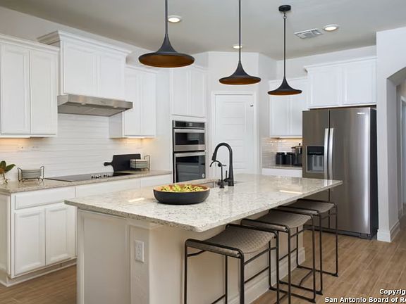 2nd image of 229 Cogitare Ln