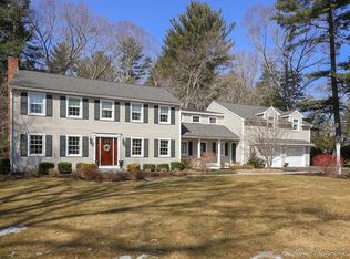 24 Wilmor Rd, Topsfield, MA 01983