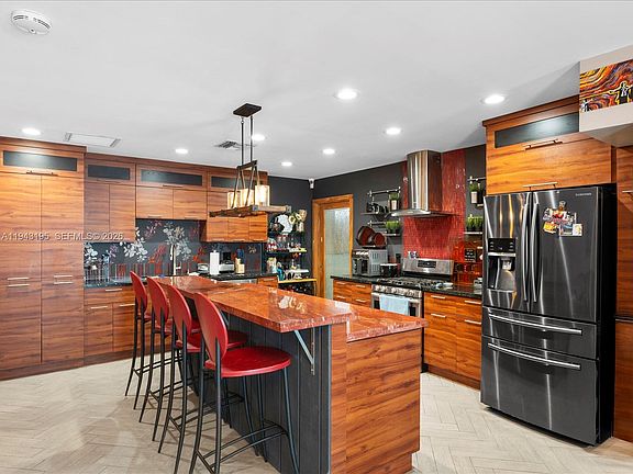 4th image of 8840 SW 50th Ter