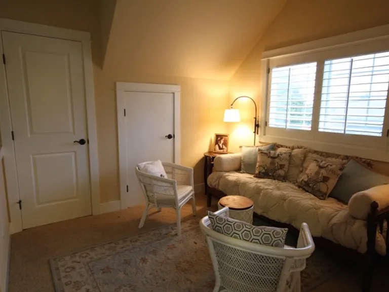Arbor Crest Ln — Photo 18