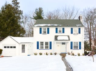 61 Warren Pl, Ridgewood, NJ 07450