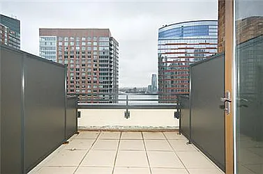 Sold by Professione Casa