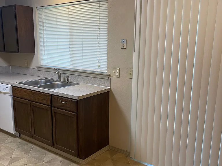 3217 SE Goldmaur Ct — Photo 8