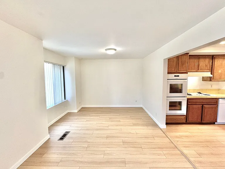 6664 Reservoir Ln — Photo 20