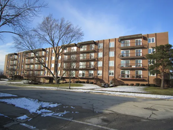 8100 W Foster Ln APT 506, Niles, IL 60714