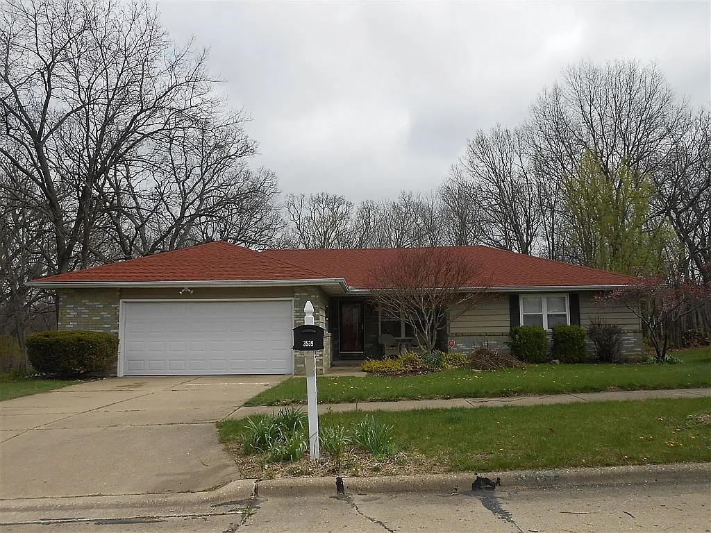 3539 W Saymore Ln photo 1