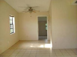 909 Roberts Blvd, Deltona, FL 32725