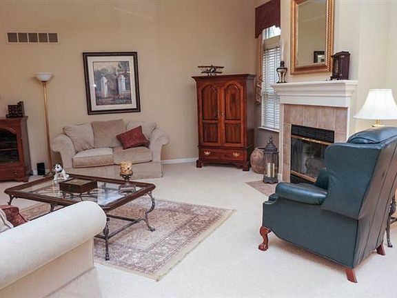 4th image of 1460 Muirfield Ct