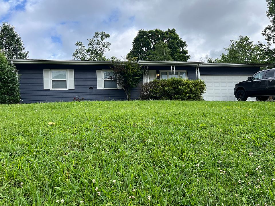 1st image of 8001 Luscombe Dr