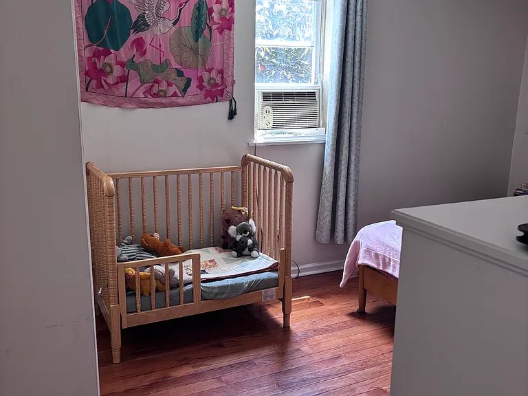 1914 South St #2R — Photo 2