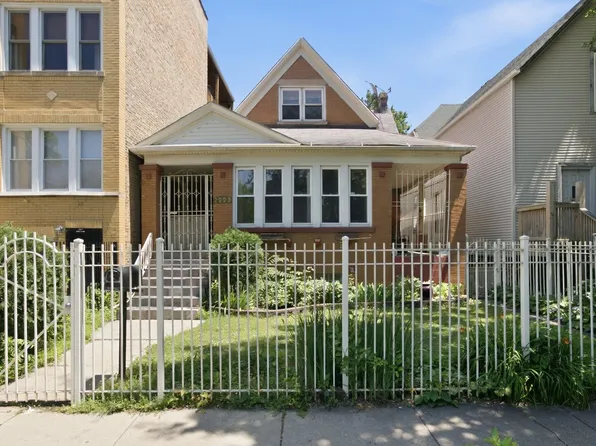 2223 N Kimball Ave, Chicago, IL 60647