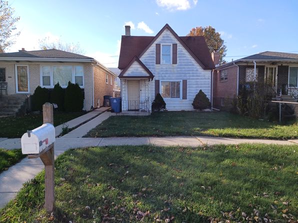 7748 Newland Ave, Burbank, IL 60459
