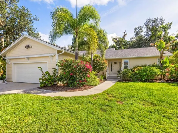4471 Trails Dr, Sarasota, FL 34232