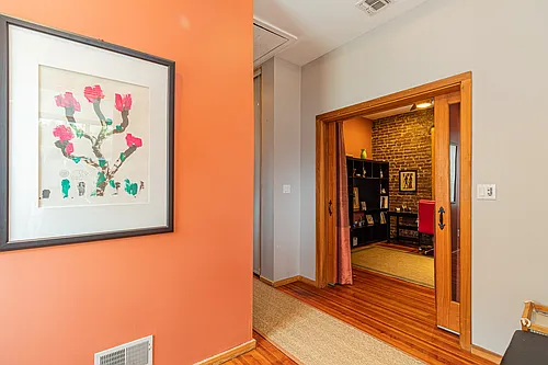 152 Pine St #1 Photo 1