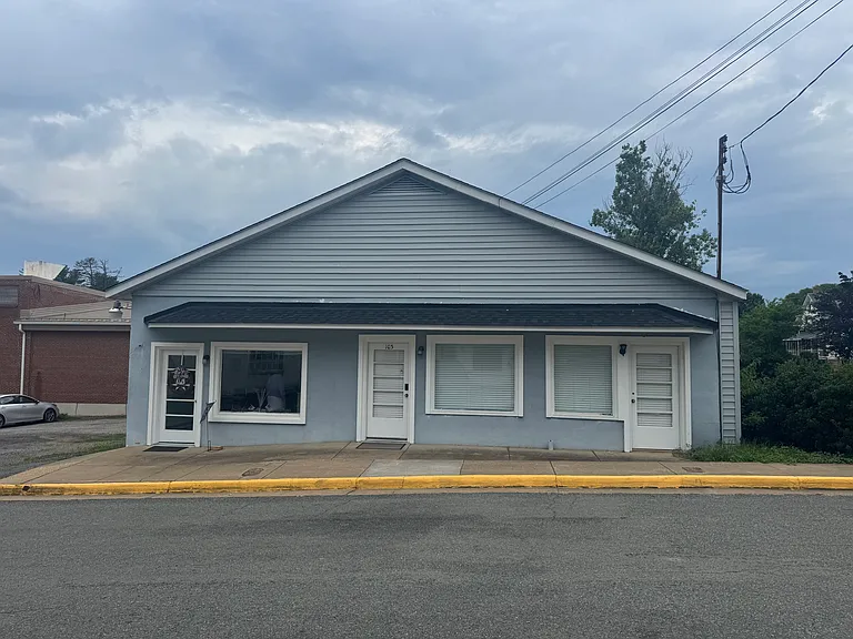 103 Meadow Ave — Photo 1