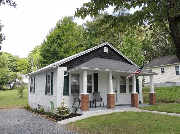 1st image of 512 Phillips St