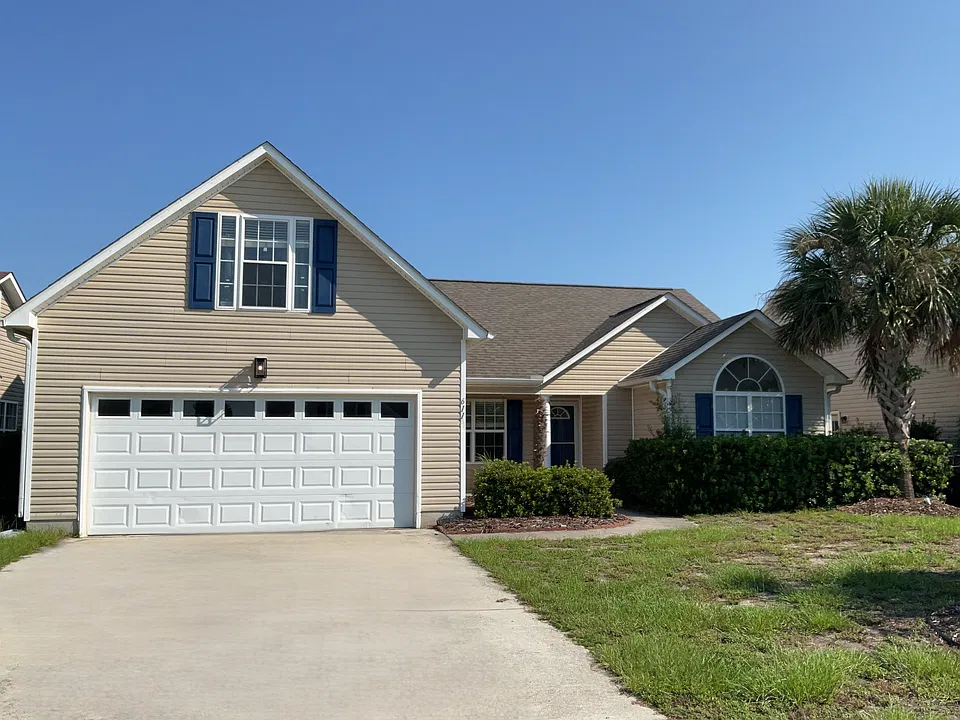 611 Castine Way